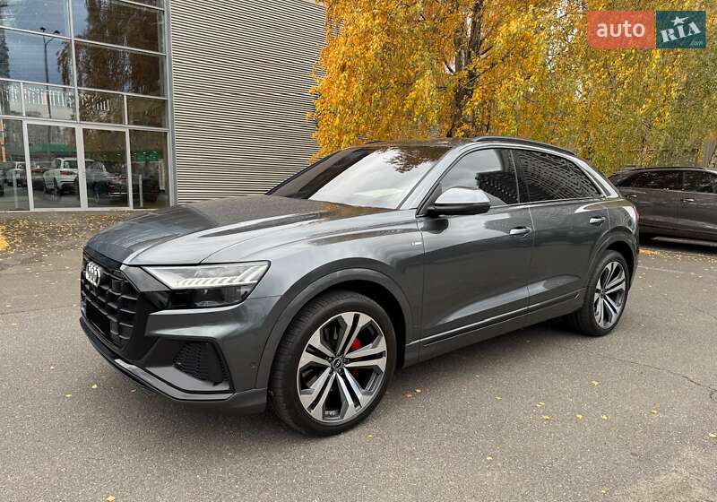 Audi Q8 2021