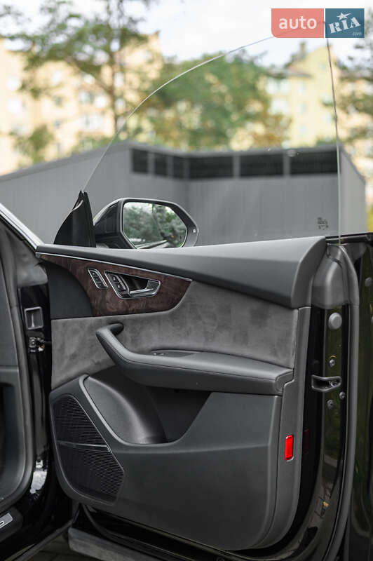 Внедорожник / Кроссовер Audi Q8 2019 в Львове фото 41 Внедорожник / Кроссовер Audi Q8 2019 в Львове