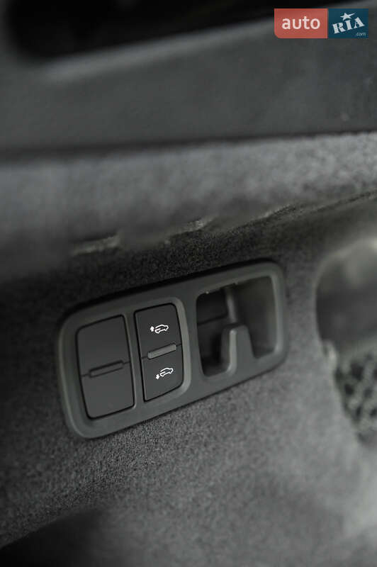 Внедорожник / Кроссовер Audi Q8 2019 в Львове фото 87 Внедорожник / Кроссовер Audi Q8 2019 в Львове