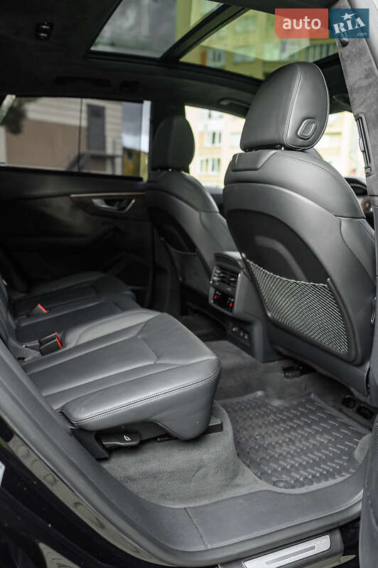 Внедорожник / Кроссовер Audi Q8 2019 в Львове фото 91 Внедорожник / Кроссовер Audi Q8 2019 в Львове