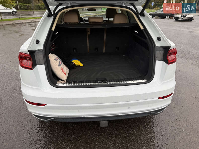 Позашляховик / Кросовер Audi Q8 2018 в Львові фото 8 Позашляховик / Кросовер Audi Q8 2018 в Львові