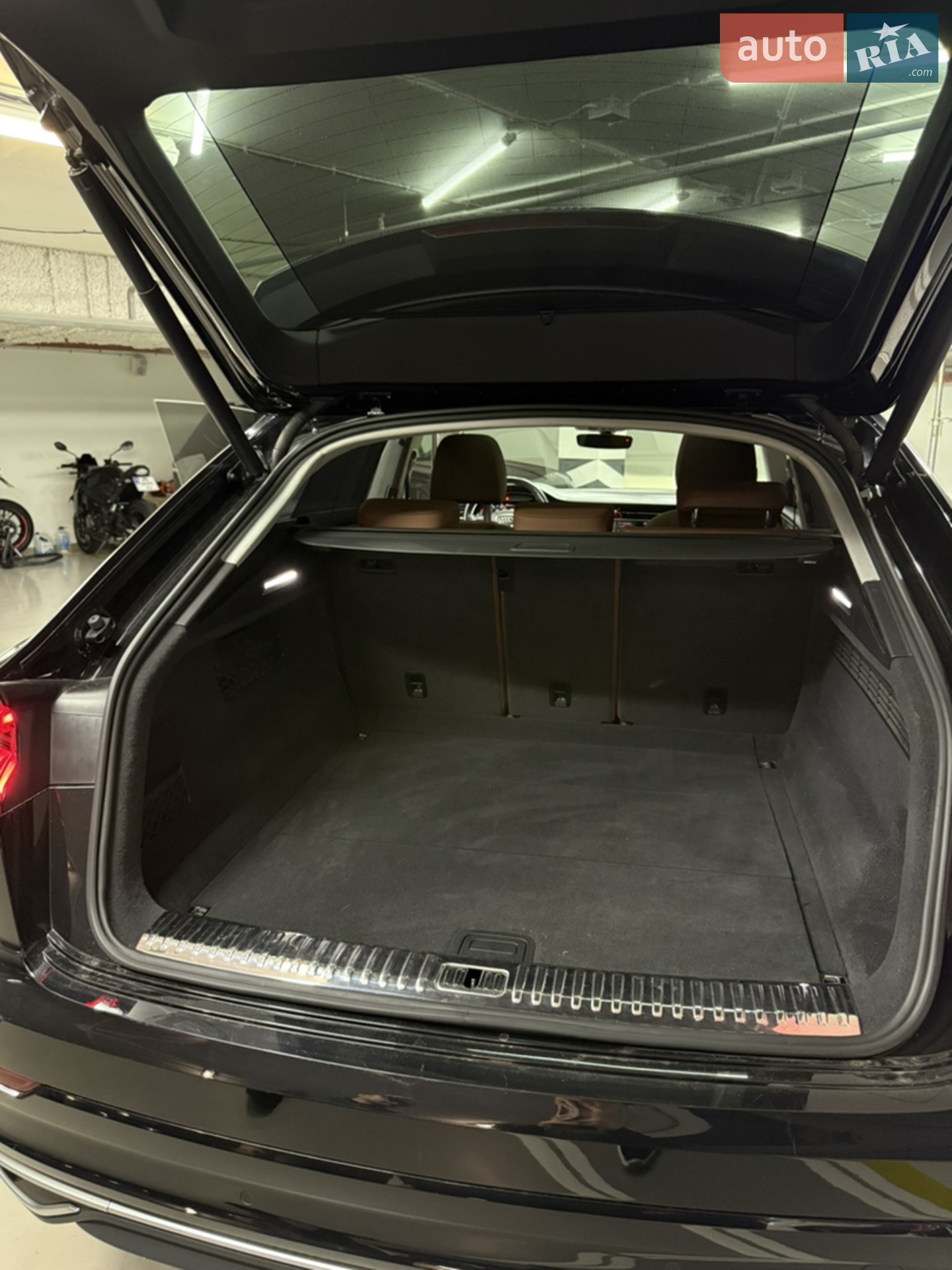 2018 Audi Q8 - мініатюра 20