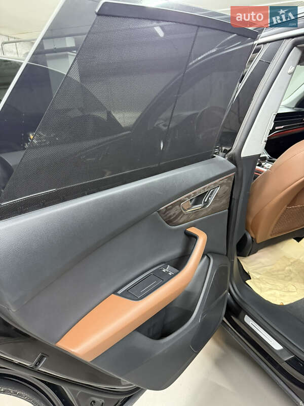 Внедорожник / Кроссовер Audi Q8 2018 в Киеве