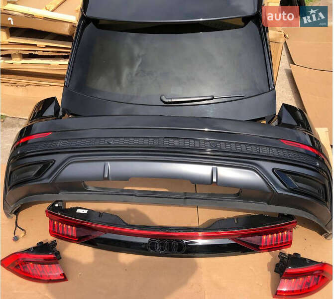 Внедорожник / Кроссовер Audi Q8 2019 в Киеве