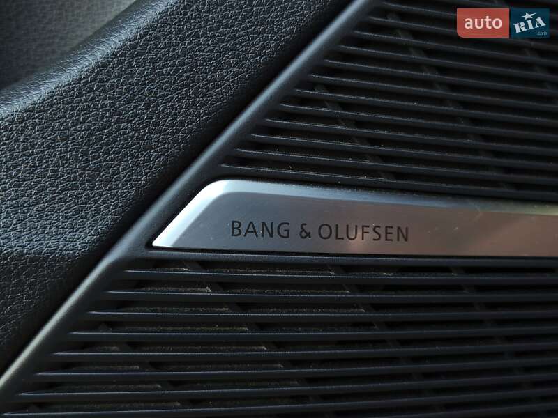 Внедорожник / Кроссовер Audi Q8 2019 в Днепре фото 17 Внедорожник / Кроссовер Audi Q8 2019 в Днепре
