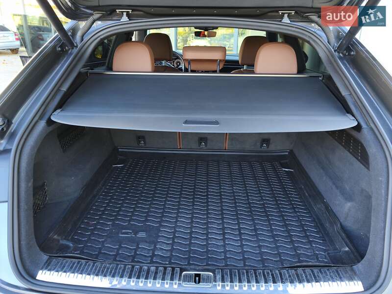 Внедорожник / Кроссовер Audi Q8 2019 в Днепре фото 39 Внедорожник / Кроссовер Audi Q8 2019 в Днепре