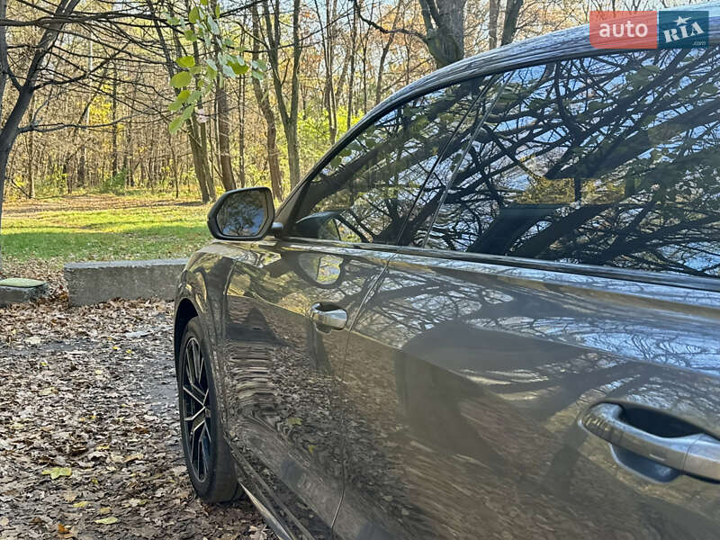 Позашляховик / Кросовер Audi Q8 2019 в Києві