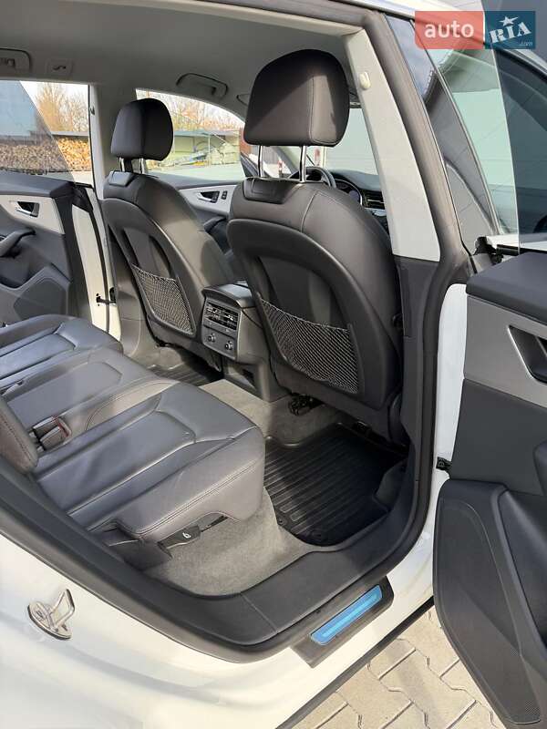 Позашляховик / Кросовер Audi Q8 2021 в Тернополі фото 7 Позашляховик / Кросовер Audi Q8 2021 в Тернополі