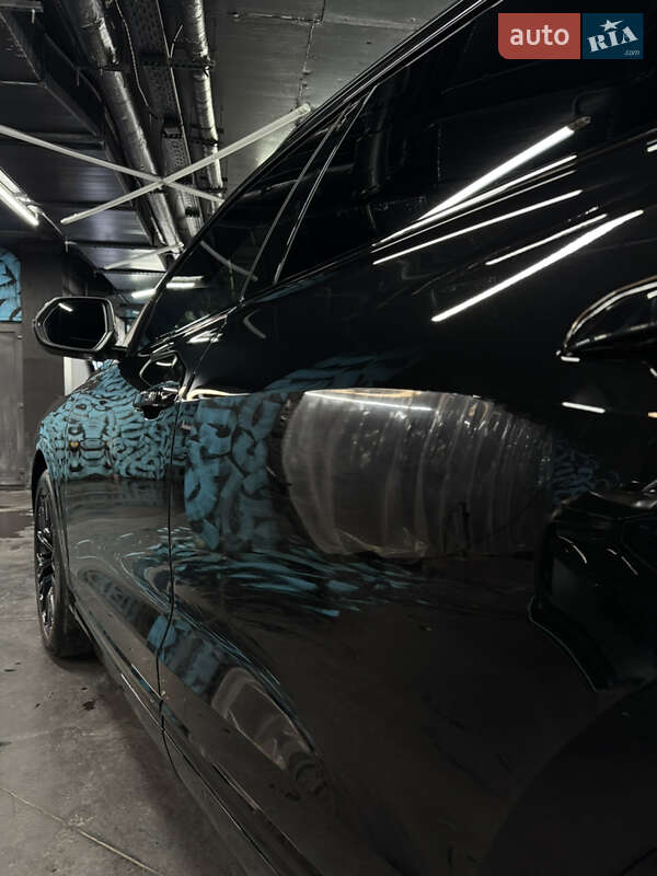 Позашляховик / Кросовер Audi Q8 2024 в Києві