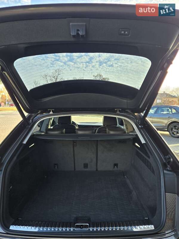 Внедорожник / Кроссовер Audi Q8 2019 в Киеве фото 21 Внедорожник / Кроссовер Audi Q8 2019 в Киеве