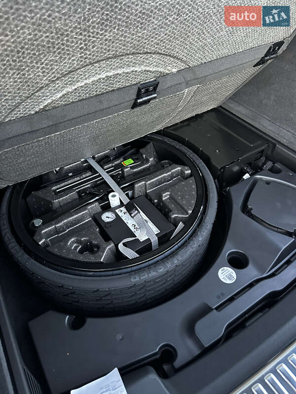 Внедорожник / Кроссовер Audi Q8 2022 в Киеве