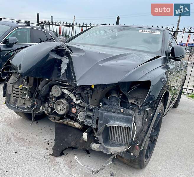 Внедорожник / Кроссовер Audi Q8 2018 в Киеве