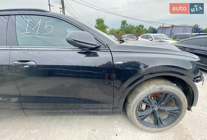 Внедорожник / Кроссовер Audi Q8 2018 в Киеве