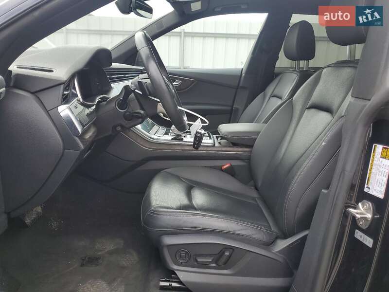 Позашляховик / Кросовер Audi Q8 2020 в Києві фото 7 Позашляховик / Кросовер Audi Q8 2020 в Києві