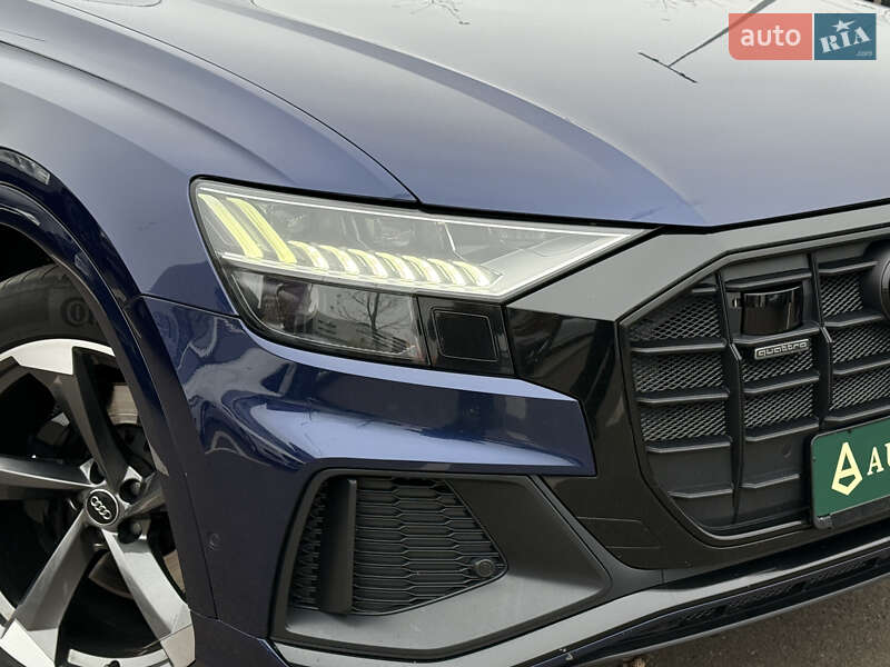 Позашляховик / Кросовер Audi Q8 2019 в Києві
