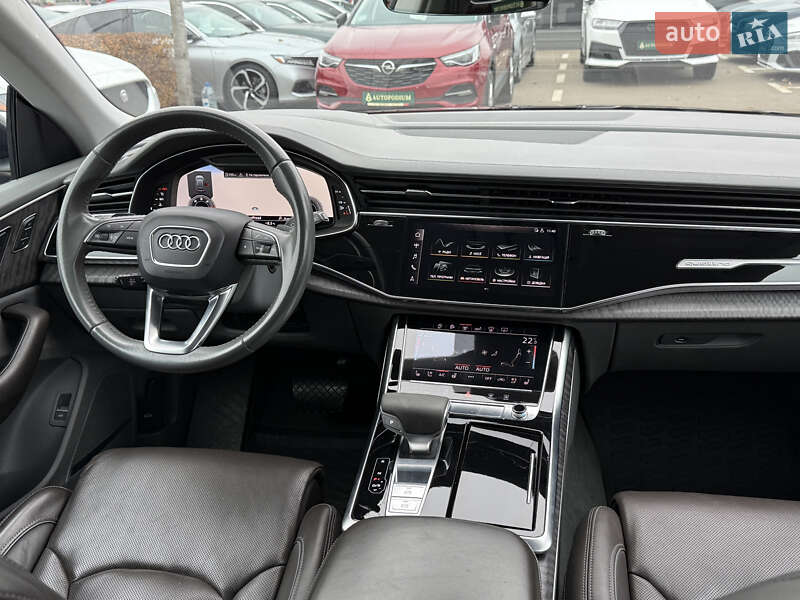 Позашляховик / Кросовер Audi Q8 2019 в Києві