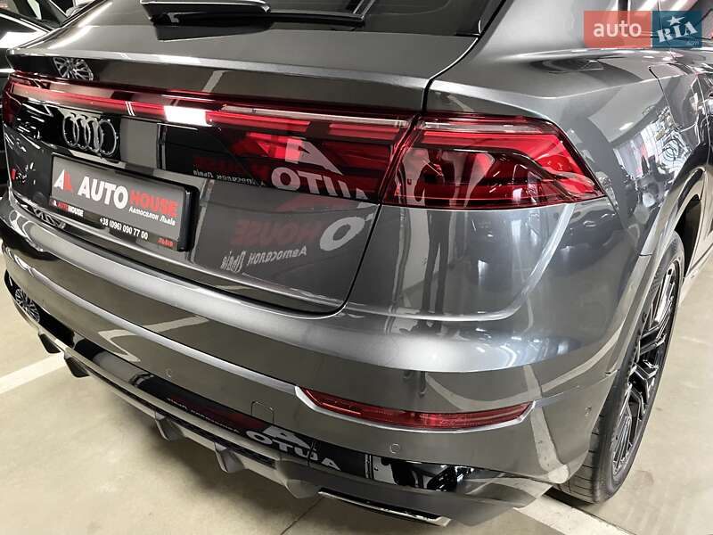 Позашляховик / Кросовер Audi Q8 2024 в Львові