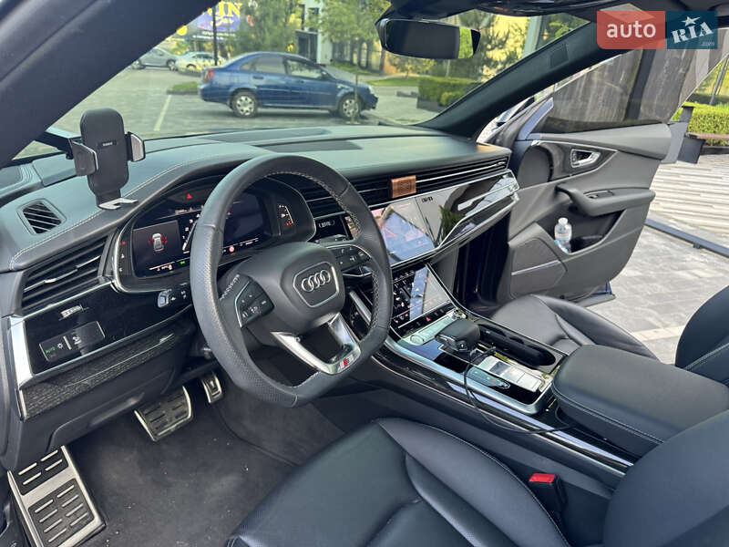Внедорожник / Кроссовер Audi Q8 2019 в Ужгороде
