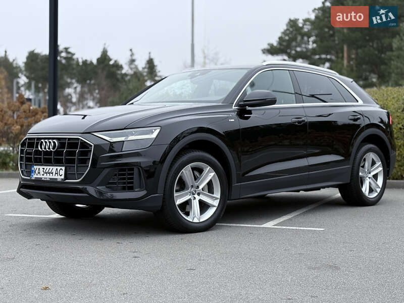 Позашляховик / Кросовер Audi Q8 2019 в Києві
