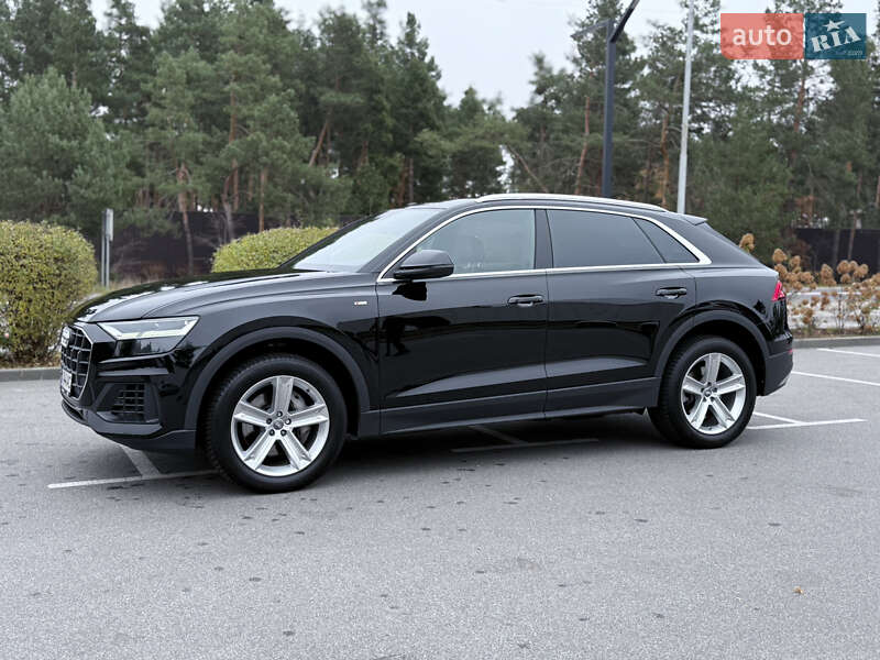 Позашляховик / Кросовер Audi Q8 2019 в Києві