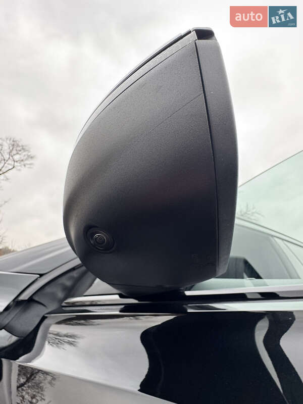 Позашляховик / Кросовер Audi Q8 2025 в Києві