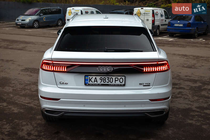 Внедорожник / Кроссовер Audi Q8 2019 в Киеве