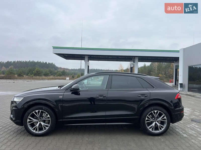 Позашляховик / Кросовер Audi Q8 2023 в Києві фото 4 Позашляховик / Кросовер Audi Q8 2023 в Києві