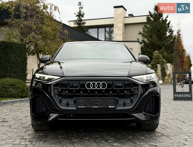 Позашляховик / Кросовер Audi Q8 2023 в Львові