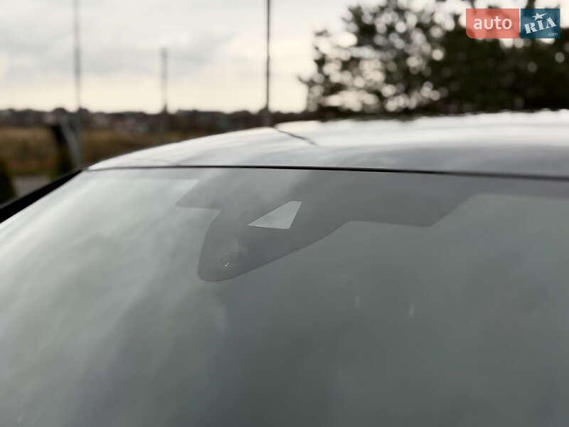 Позашляховик / Кросовер Audi Q8 2023 в Львові