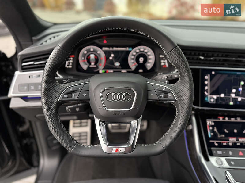 Позашляховик / Кросовер Audi Q8 2023 в Львові