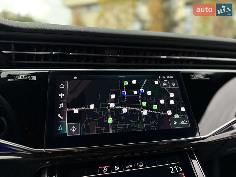 Позашляховик / Кросовер Audi Q8 2023 в Львові