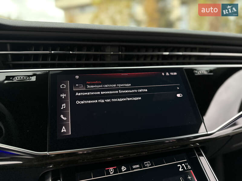 Позашляховик / Кросовер Audi Q8 2023 в Львові