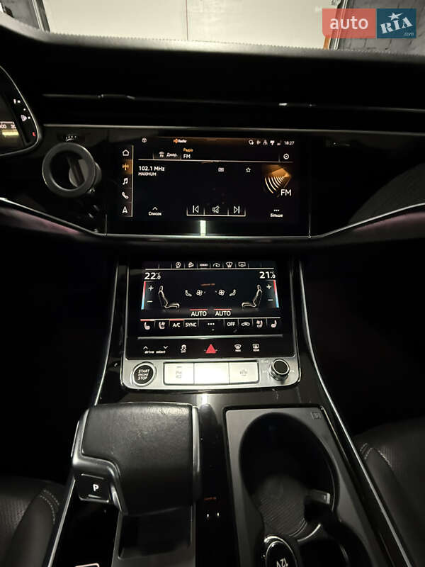 Позашляховик / Кросовер Audi Q8 2020 в Львові фото 5 Позашляховик / Кросовер Audi Q8 2020 в Львові