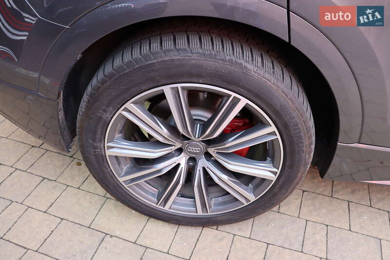 Позашляховик / Кросовер Audi Q8 2018 в Львові фото 5 Позашляховик / Кросовер Audi Q8 2018 в Львові