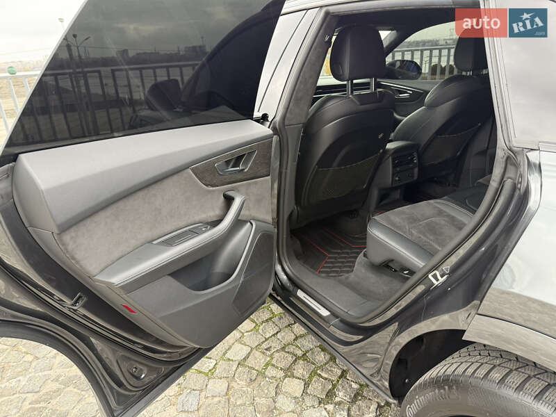 Позашляховик / Кросовер Audi Q8 2020 в Дніпрі фото 30 Позашляховик / Кросовер Audi Q8 2020 в Дніпрі