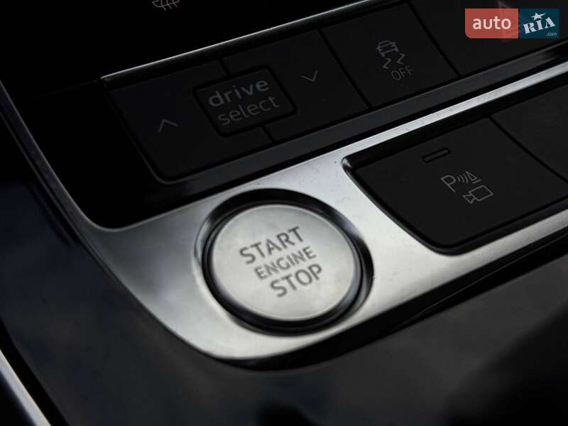 Позашляховик / Кросовер Audi Q8 2018 в Києві фото 23 Позашляховик / Кросовер Audi Q8 2018 в Києві