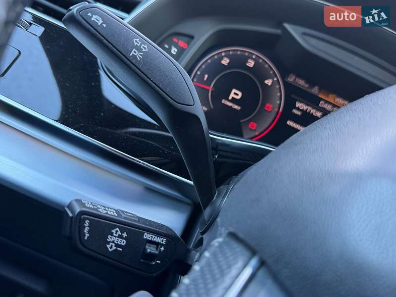 Внедорожник / Кроссовер Audi Q8 2018 в Киеве