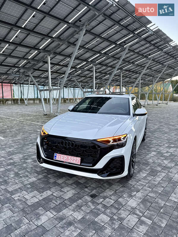 Позашляховик / Кросовер Audi Q8 2024 в Львові