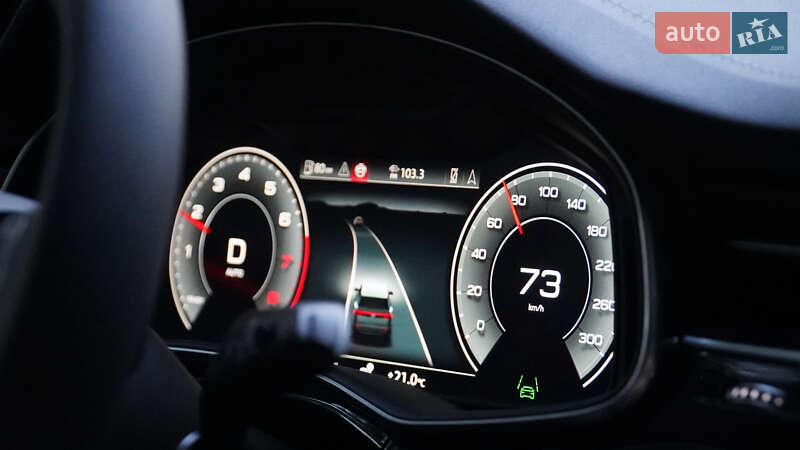 Позашляховик / Кросовер Audi Q8 2024 в Львові