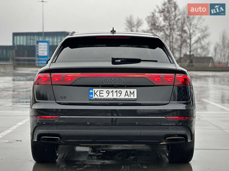 Внедорожник / Кроссовер Audi Q8 2024 в Киеве