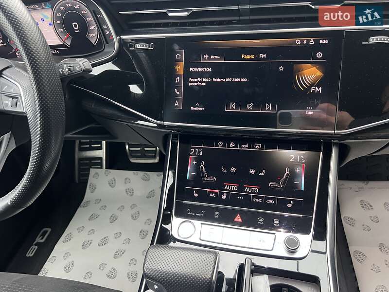 Внедорожник / Кроссовер Audi Q8 2019 в Киеве