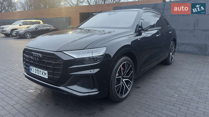 Внедорожник / Кроссовер Audi Q8 2018 в Киеве