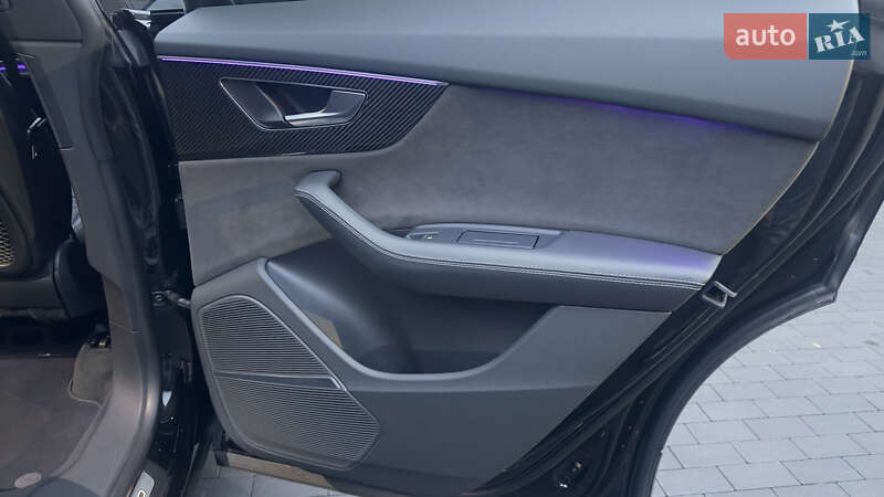 Внедорожник / Кроссовер Audi Q8 2018 в Киеве