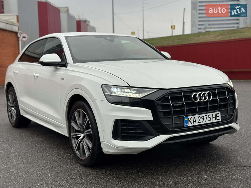 Внедорожник / Кроссовер Audi Q8 2018 в Киеве