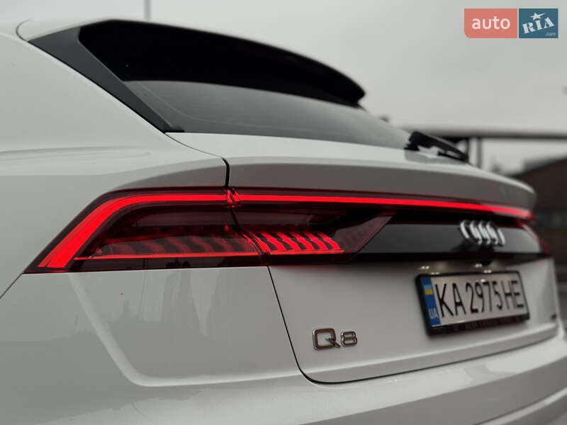 Внедорожник / Кроссовер Audi Q8 2018 в Киеве