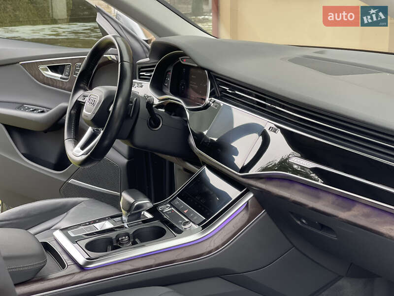 Внедорожник / Кроссовер Audi Q8 2019 в Львове фото 28 Внедорожник / Кроссовер Audi Q8 2019 в Львове