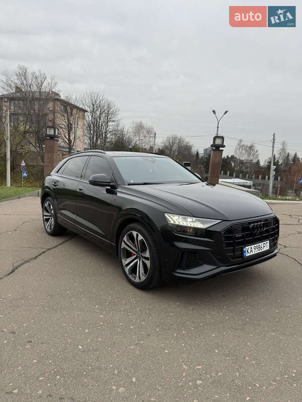 Позашляховик / Кросовер Audi Q8 2022 в Києві