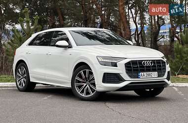 Внедорожник / Кроссовер Audi Q8 2020 в Киеве