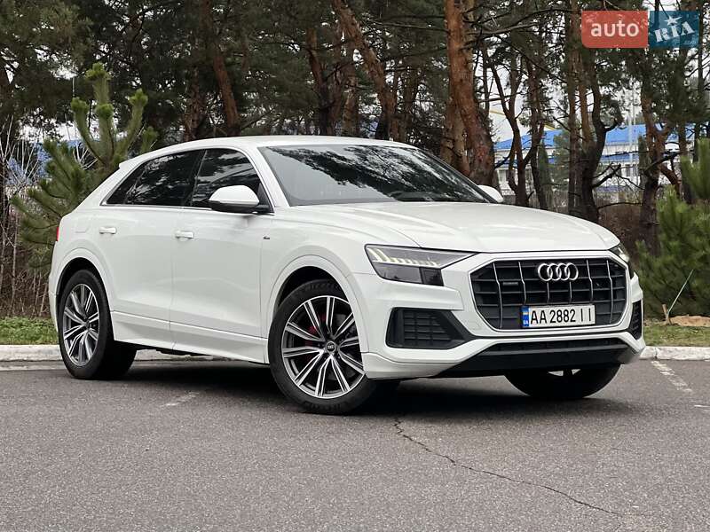 Внедорожник / Кроссовер Audi Q8 2020 в Киеве