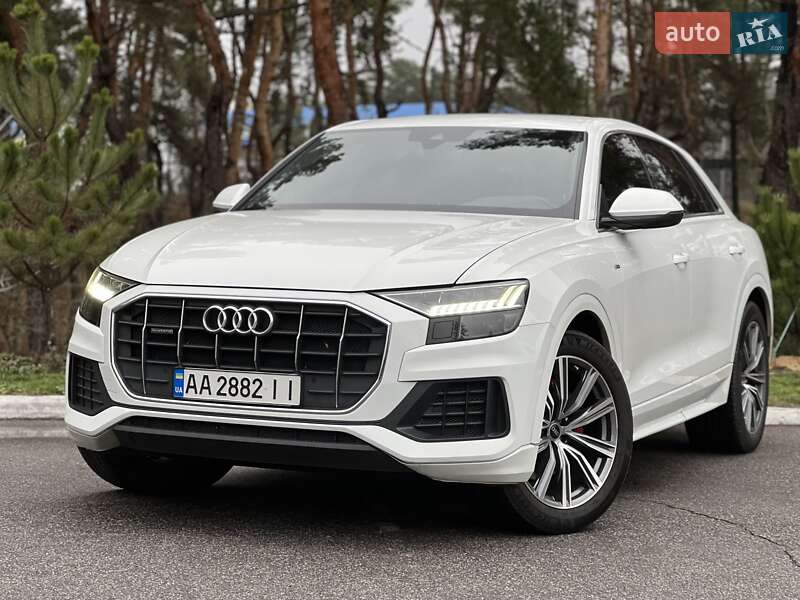 Внедорожник / Кроссовер Audi Q8 2020 в Киеве
